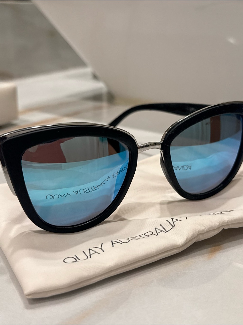 Quay Australia x Amanda Steele Cat-Eye Sunglasses (Black/Blue Mirror) + Pouch